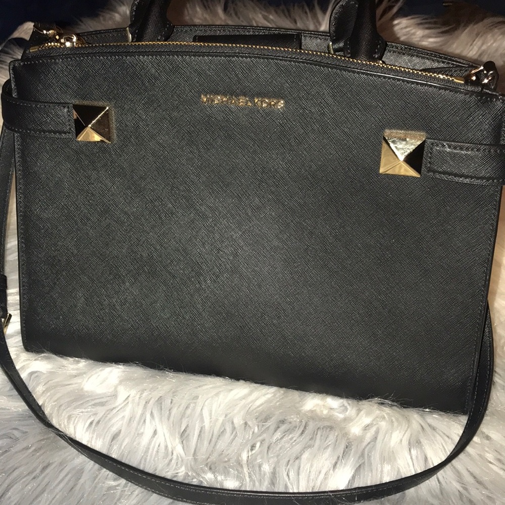 Michael Kors Purse 👜